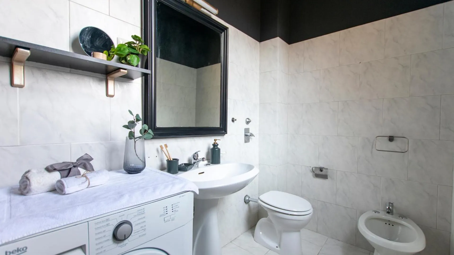 I Host Apartment - Pasteur 15-3 Milan